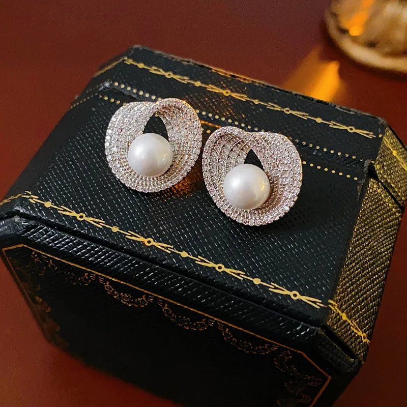Zircon Round Pearl Earrings for Women Personality Irregular Stud Earring Temperament High Sense Simple Jewelry Wedding Girl